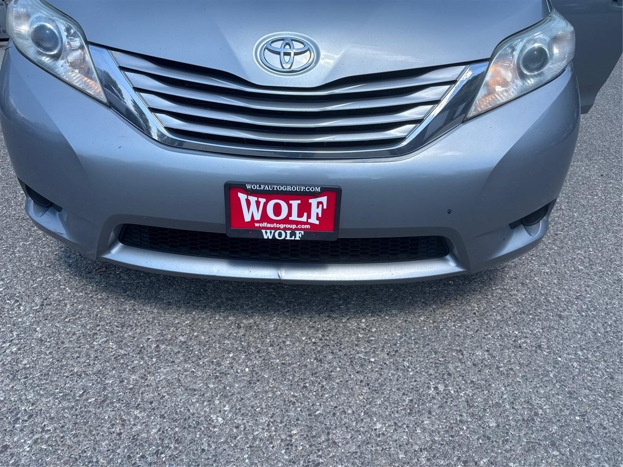 Toyota Sienna  2016