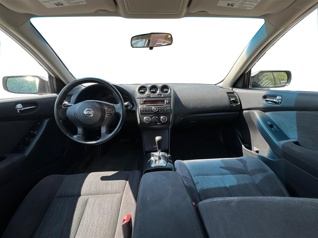 Nissan Altima  2012
