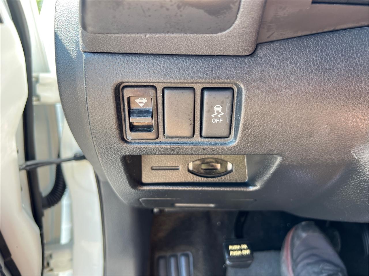 Nissan Altima  2012