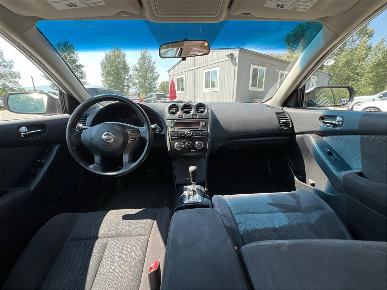 Nissan Altima  2012