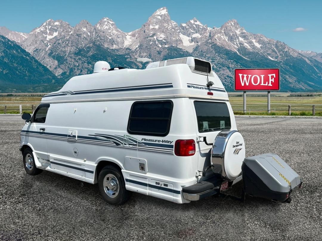 Dodge Ram Van  2000