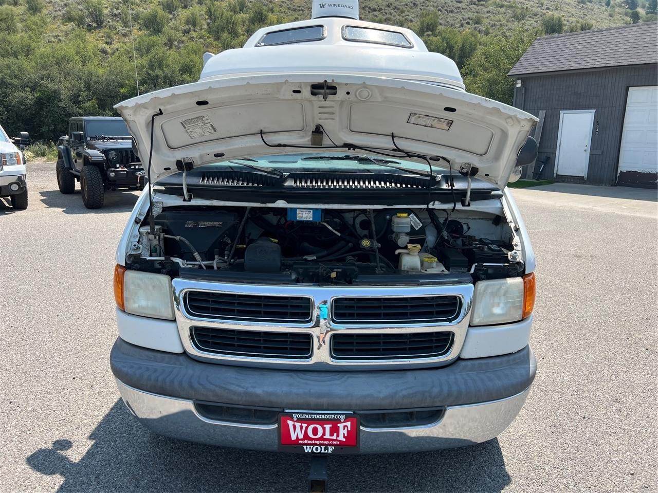 Dodge Ram Van  2000
