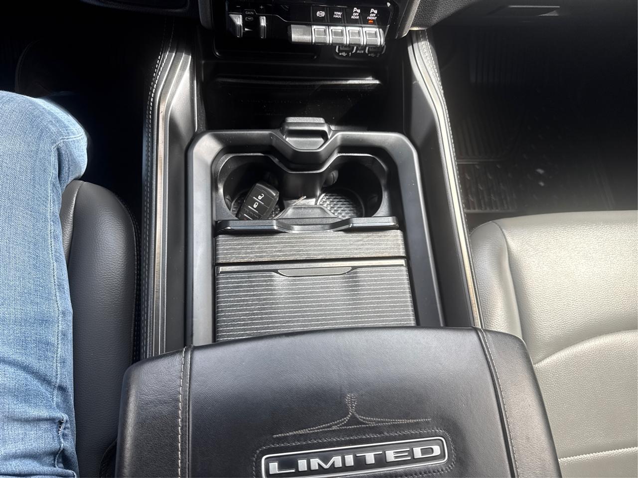 RAM 2500  2025