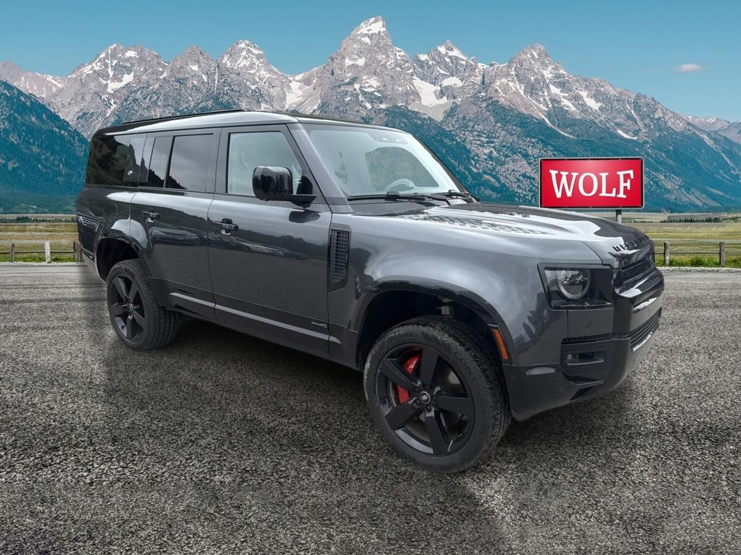Land Rover Defender  2023
