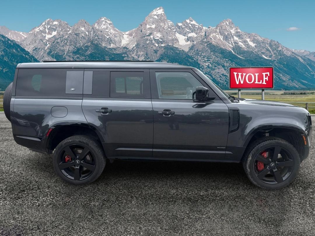 Land Rover Defender  2023