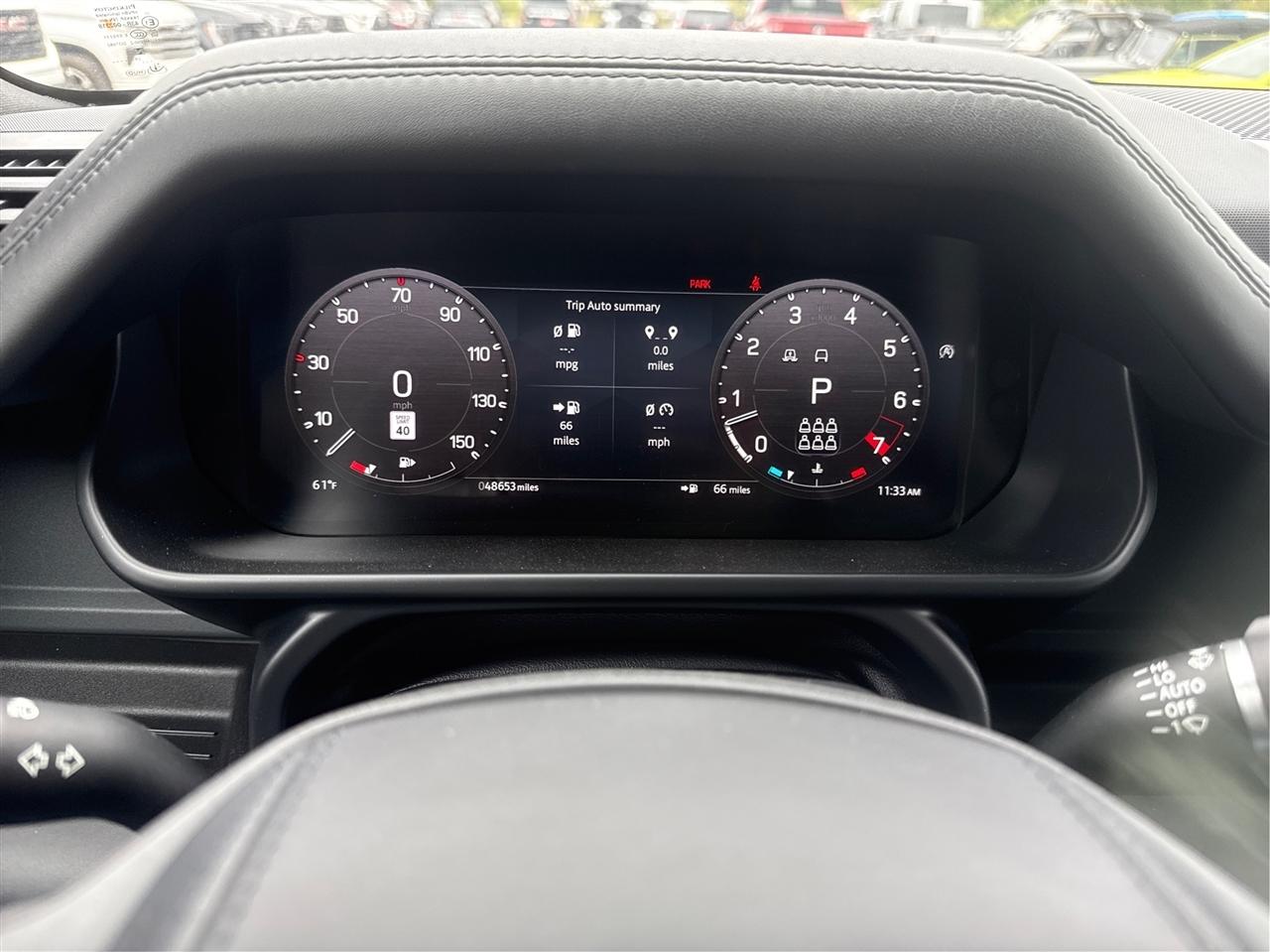Land Rover Defender  2023