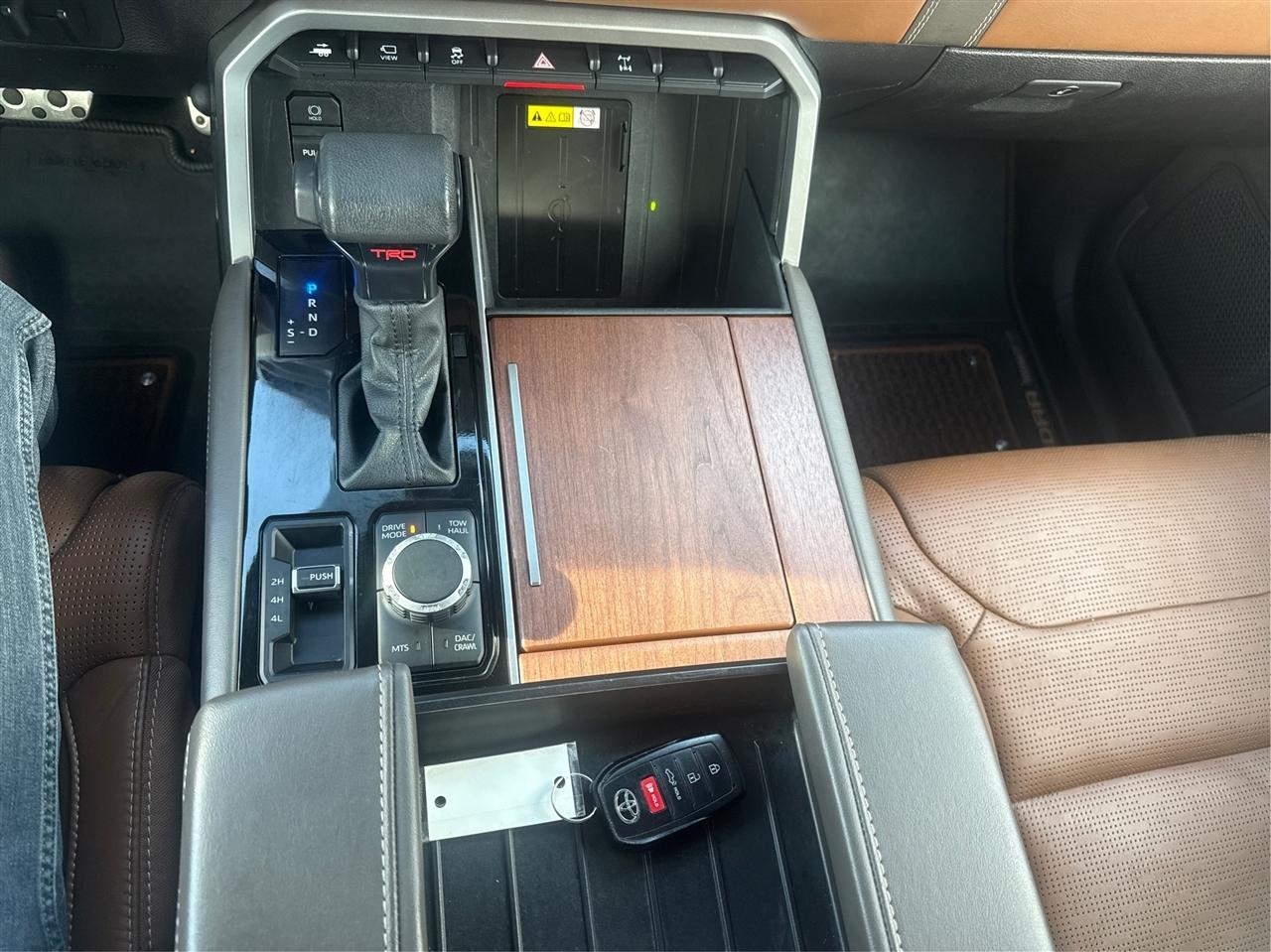 Toyota Tundra 4WD 1794 Edition CrewMax 5.5' Bed 3.5L (Natl) 2024