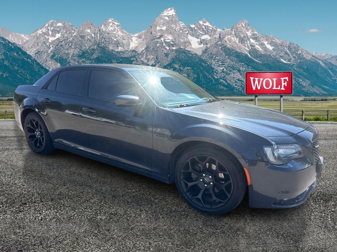 Chrysler 300  2019