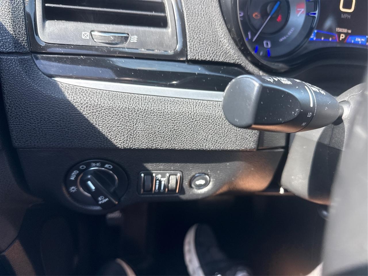 Chrysler 300  2019