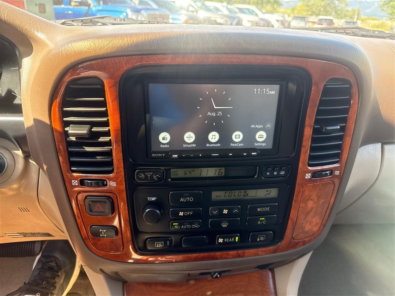 Lexus LX 470 Luxury SUV  1999