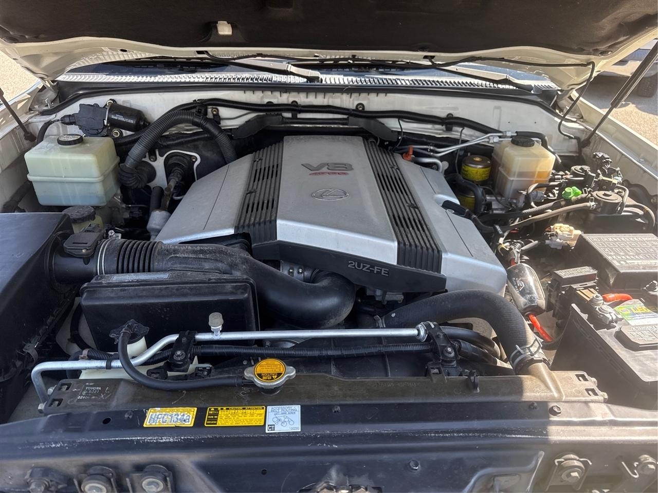 Lexus LX 470 Luxury SUV  1999