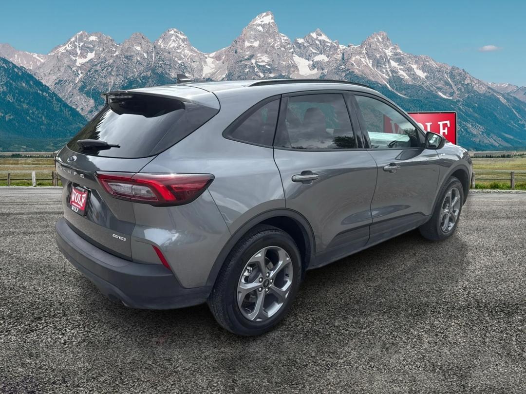 Ford Escape  2025