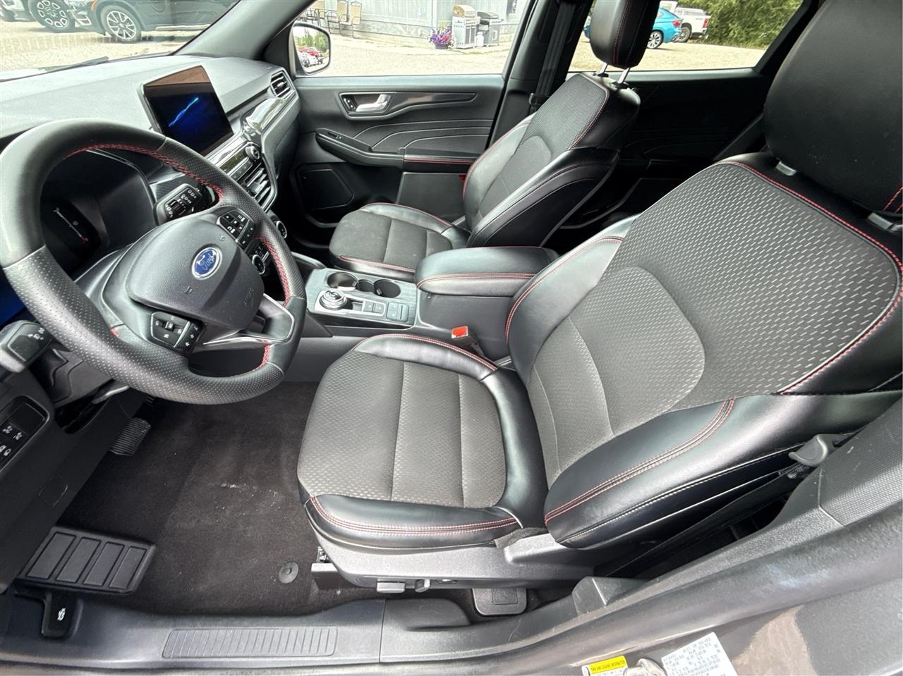 Ford Escape  2025