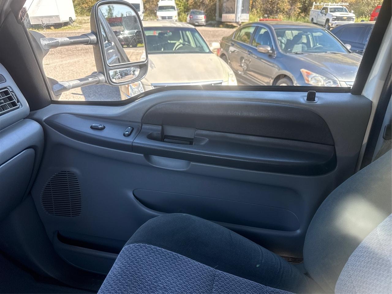 Ford Super Duty F-550 DRW  2003