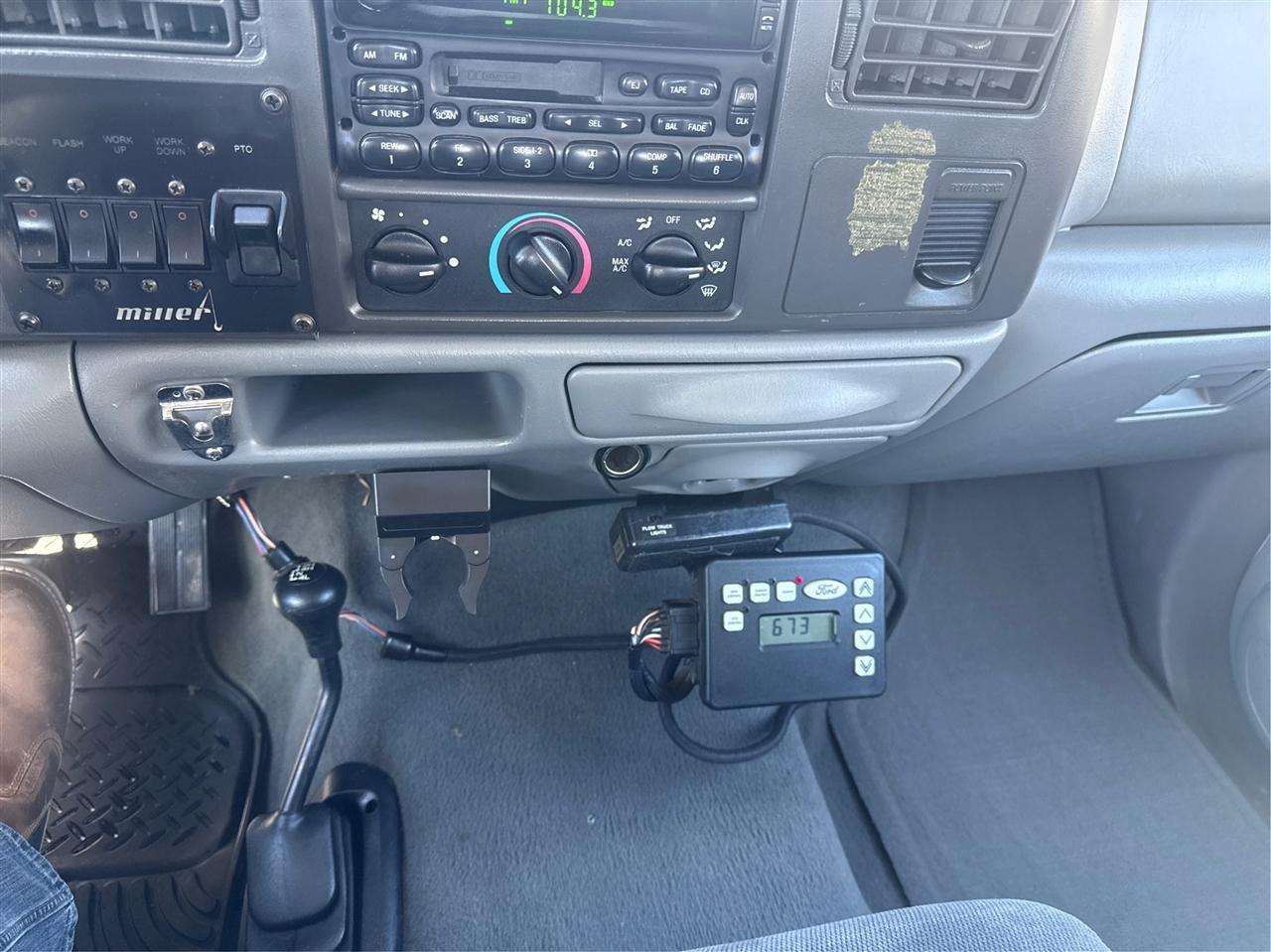 Ford Super Duty F-550 DRW  2003