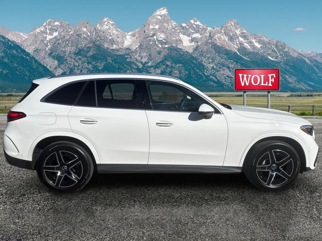 Mercedes-Benz GLC  2025