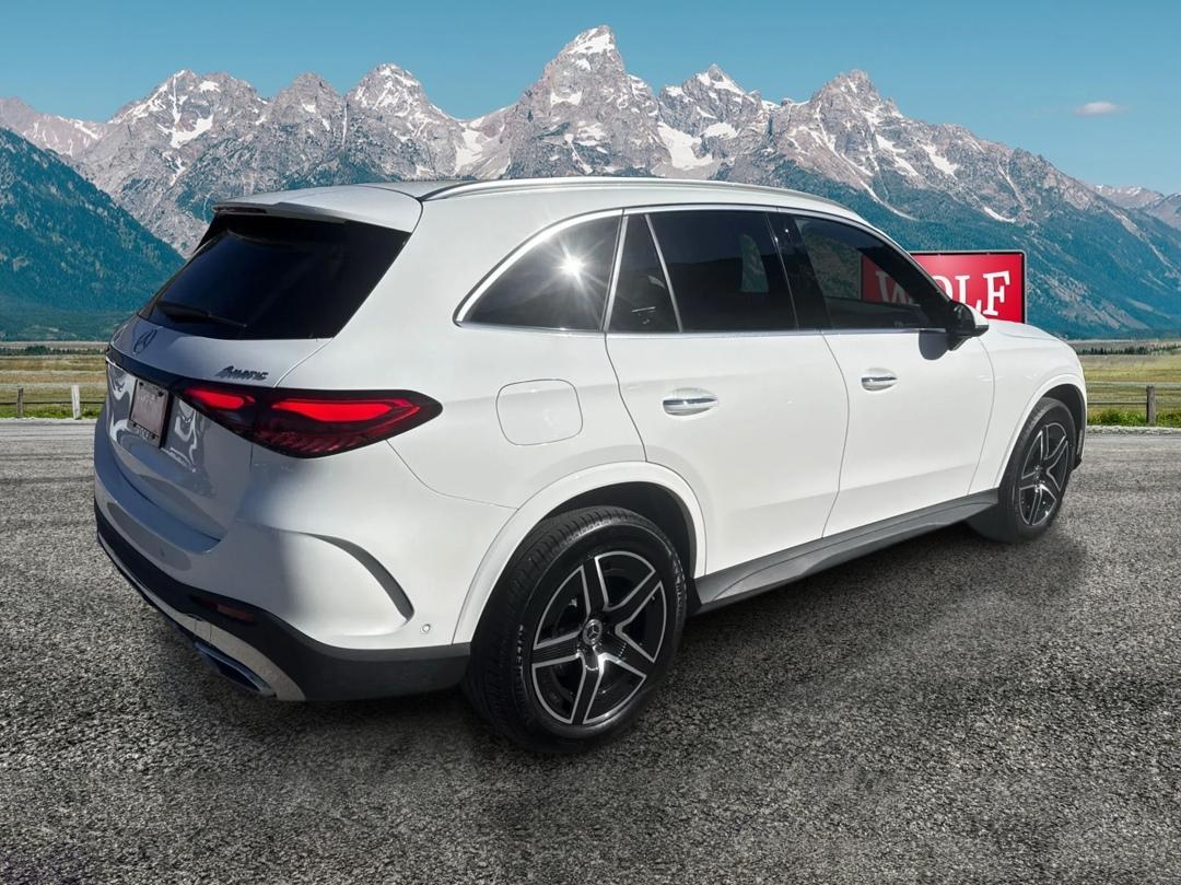 Mercedes-Benz GLC  2025