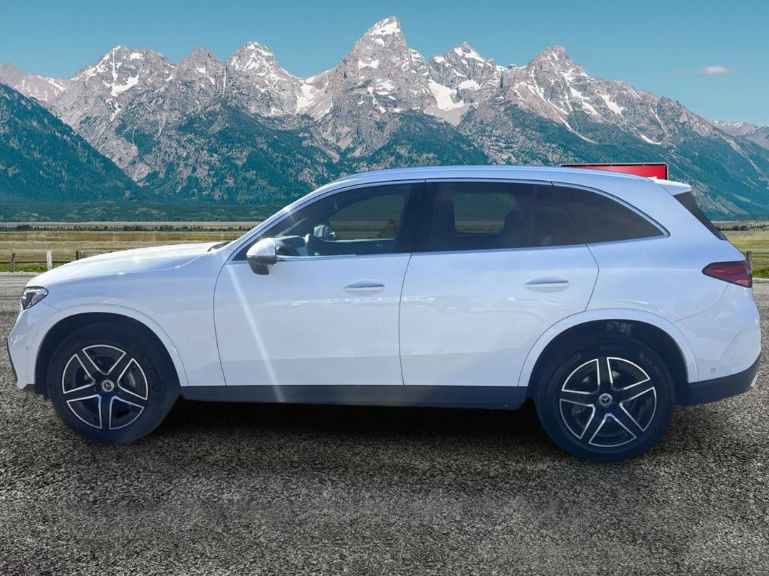 Mercedes-Benz GLC  2025
