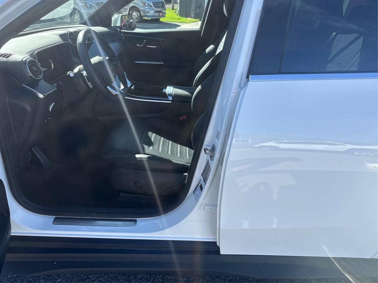 Mercedes-Benz GLC  2025