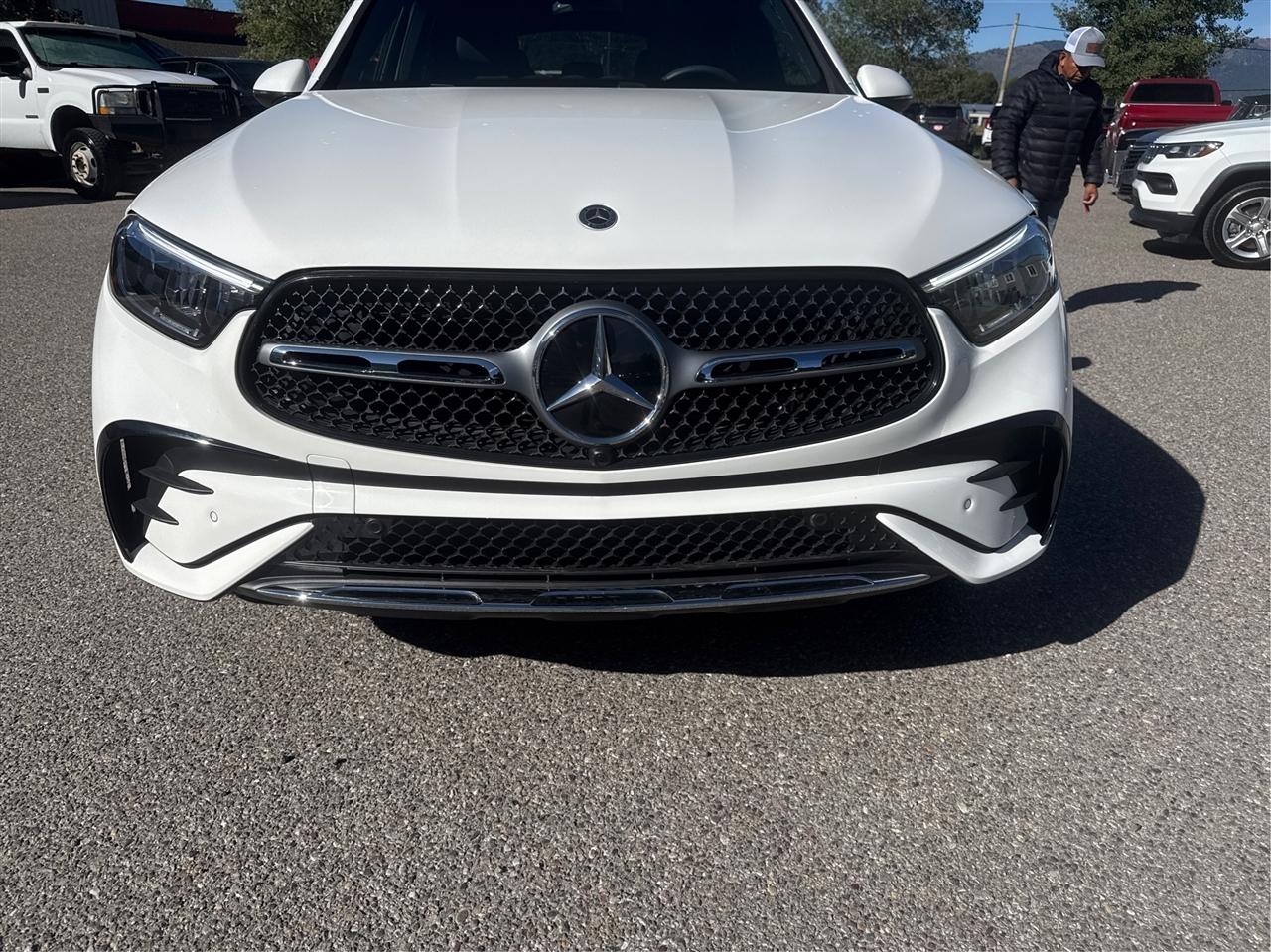 Mercedes-Benz GLC  2025