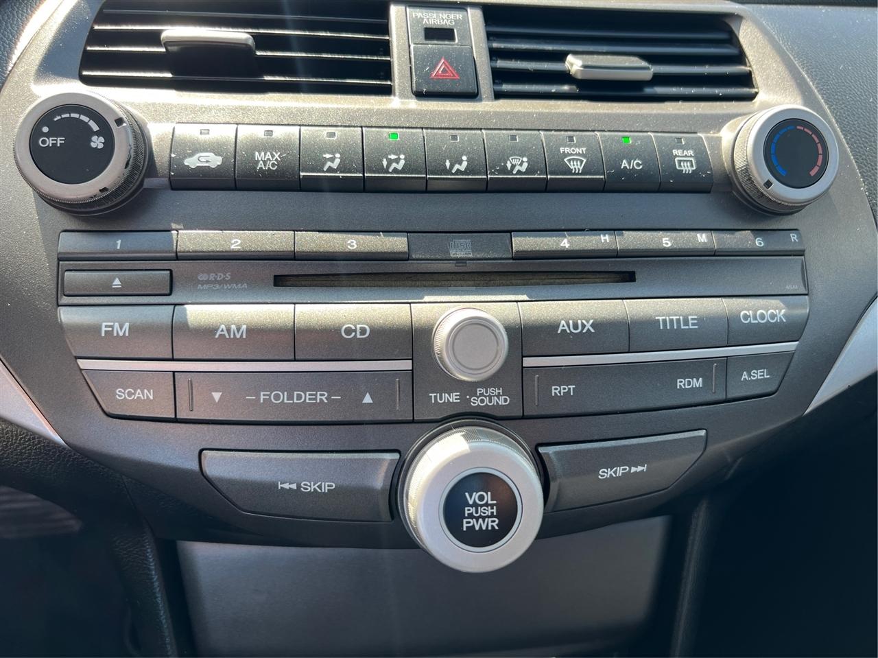 Honda Accord Sdn  2011