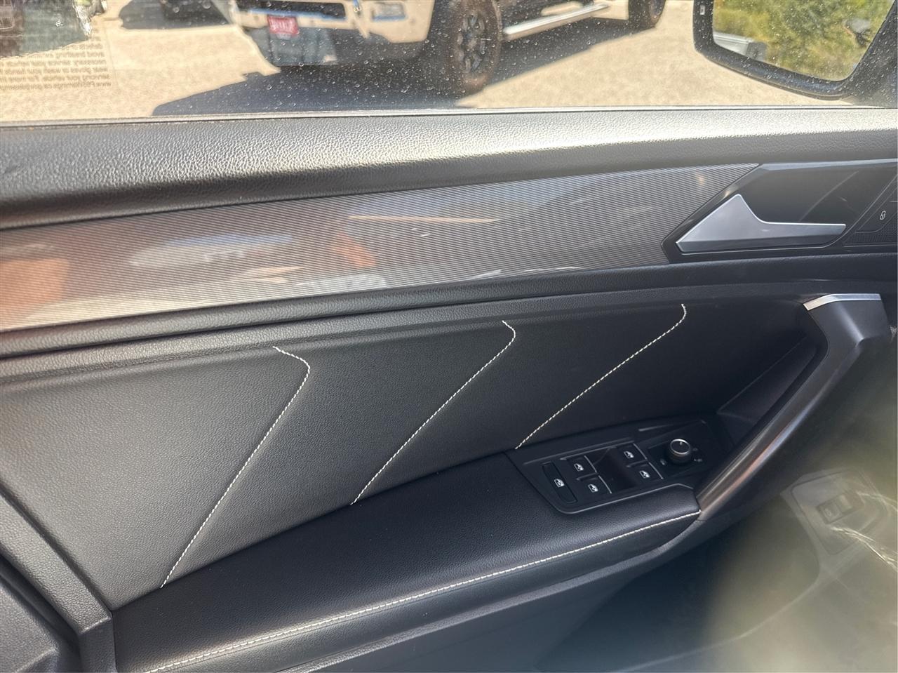 Volkswagen Tiguan  2022