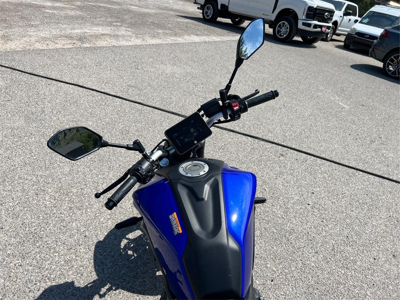 Yamaha MT07  2024