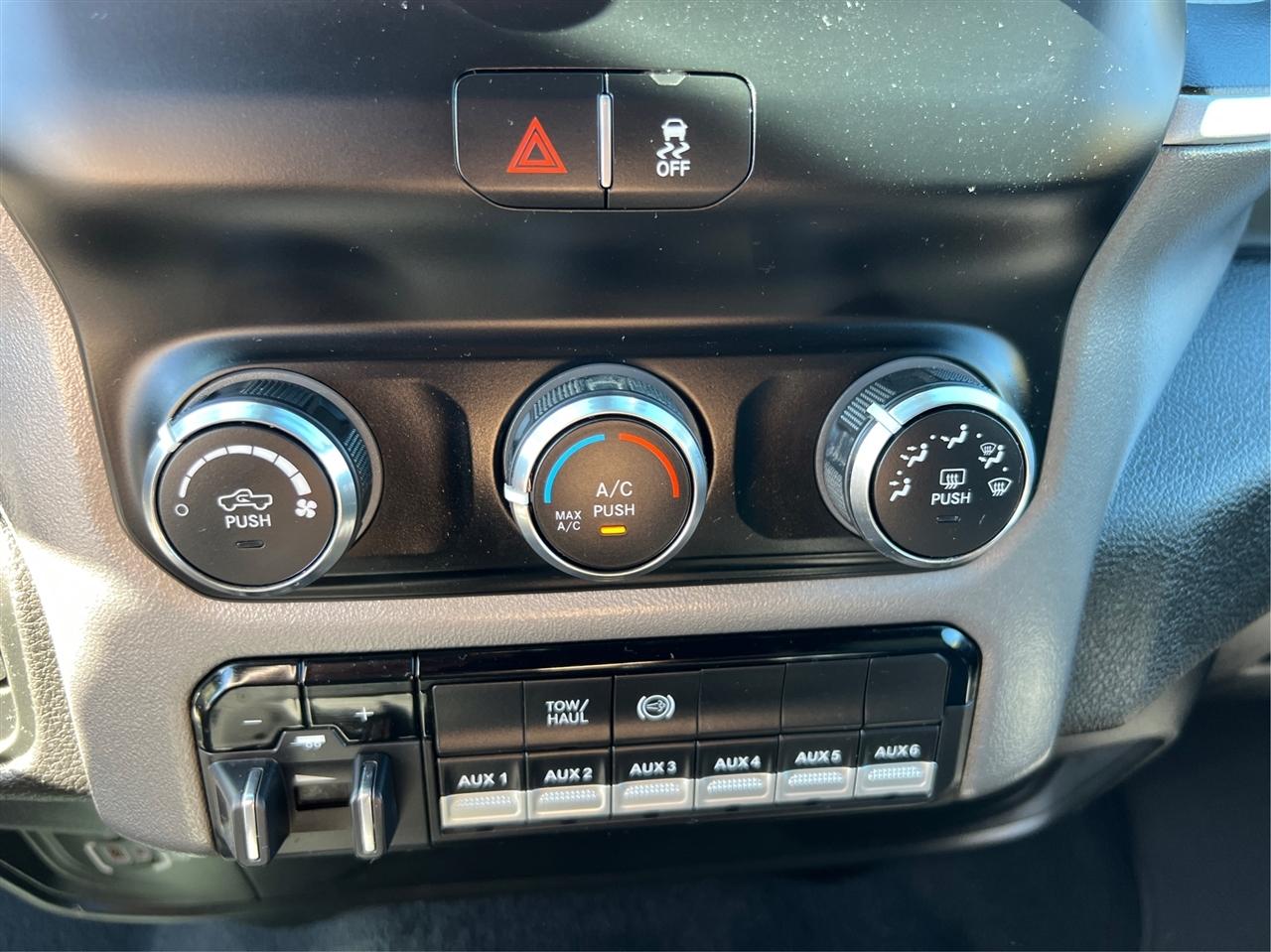 RAM 3500 Chassis Cab  2024