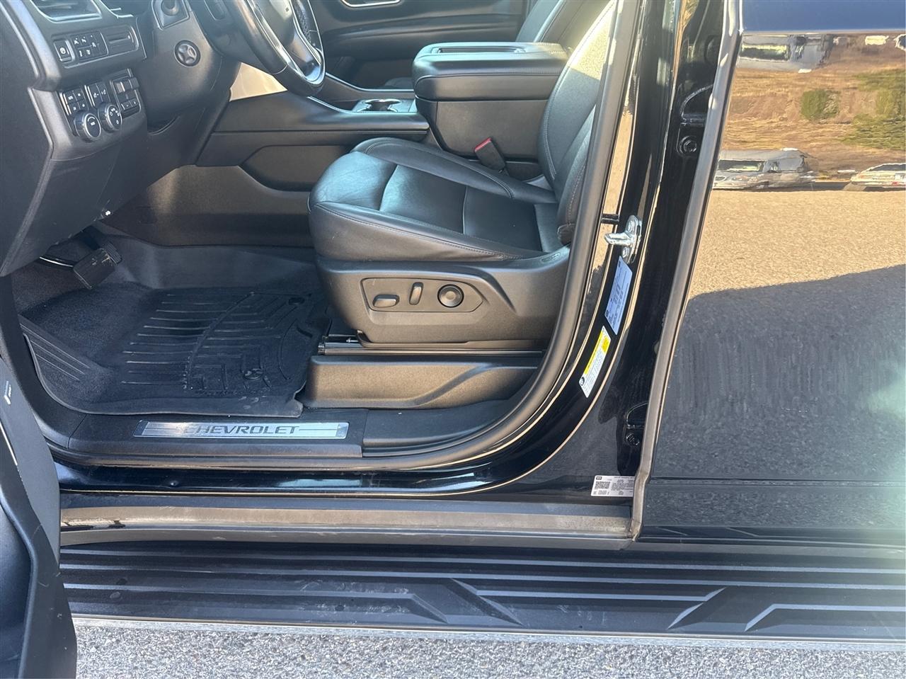 Chevrolet Tahoe photo 9
