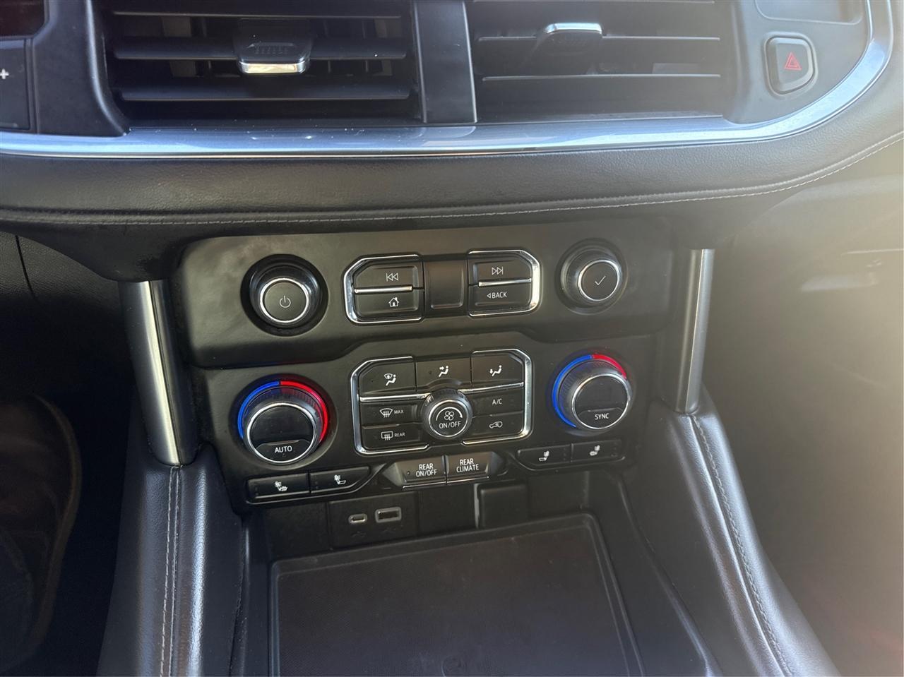 Chevrolet Tahoe photo 27