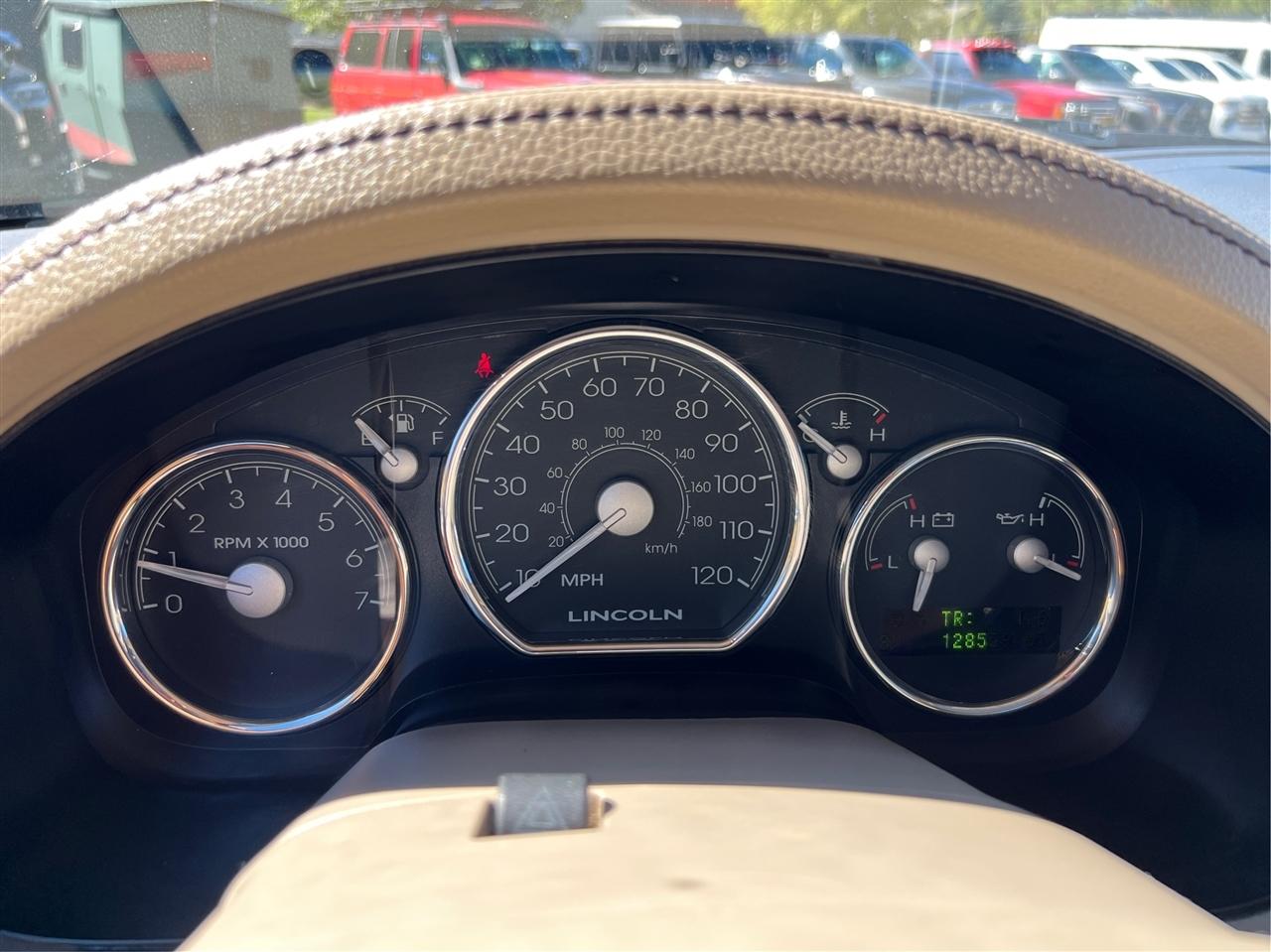 Lincoln Mark LT  2008