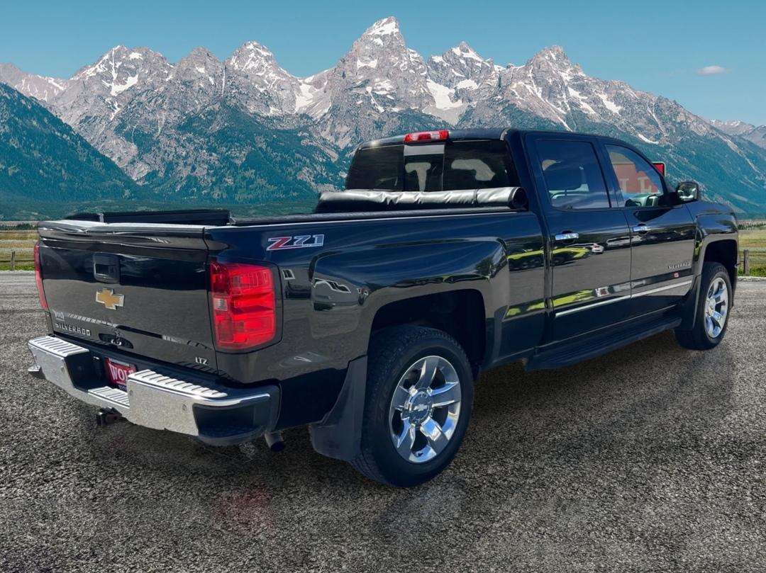Chevrolet Silverado photo 5