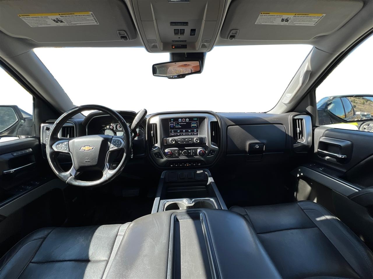 Chevrolet Silverado photo 14