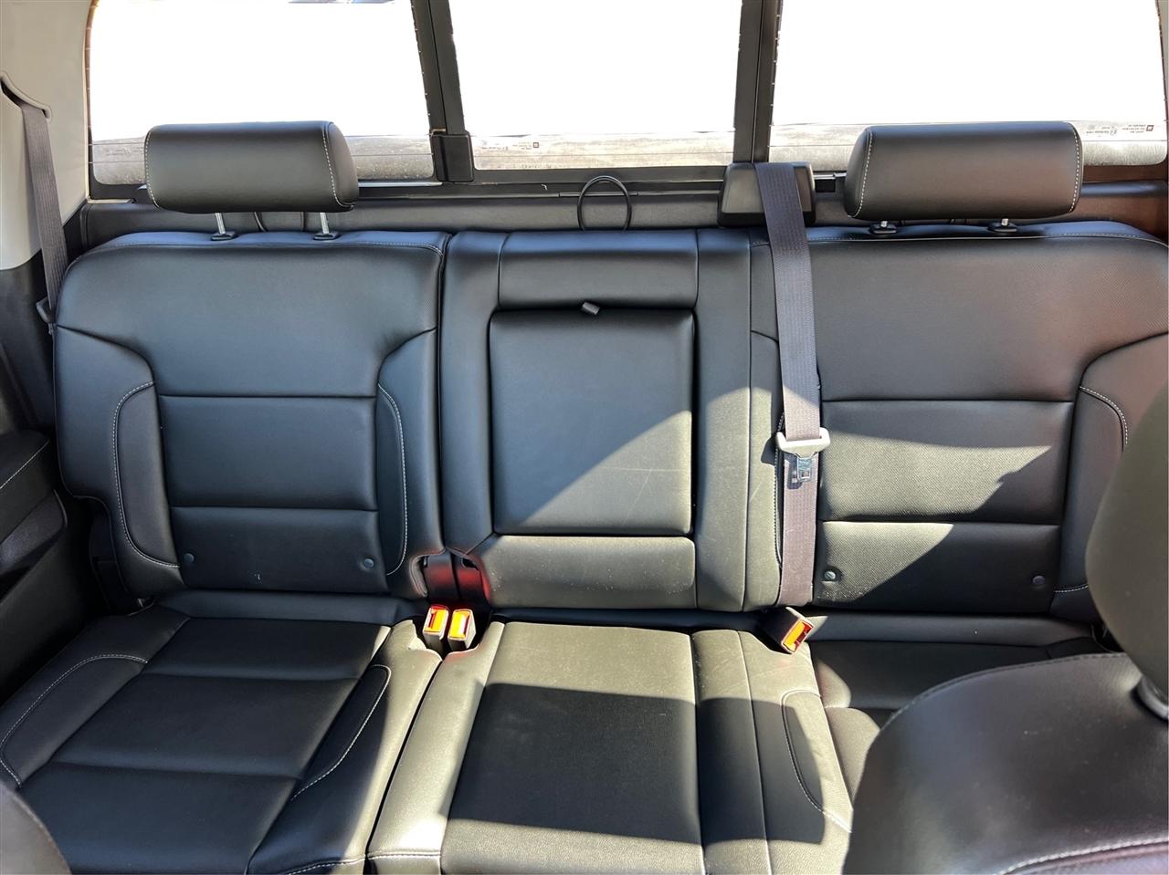 Chevrolet Silverado photo 15