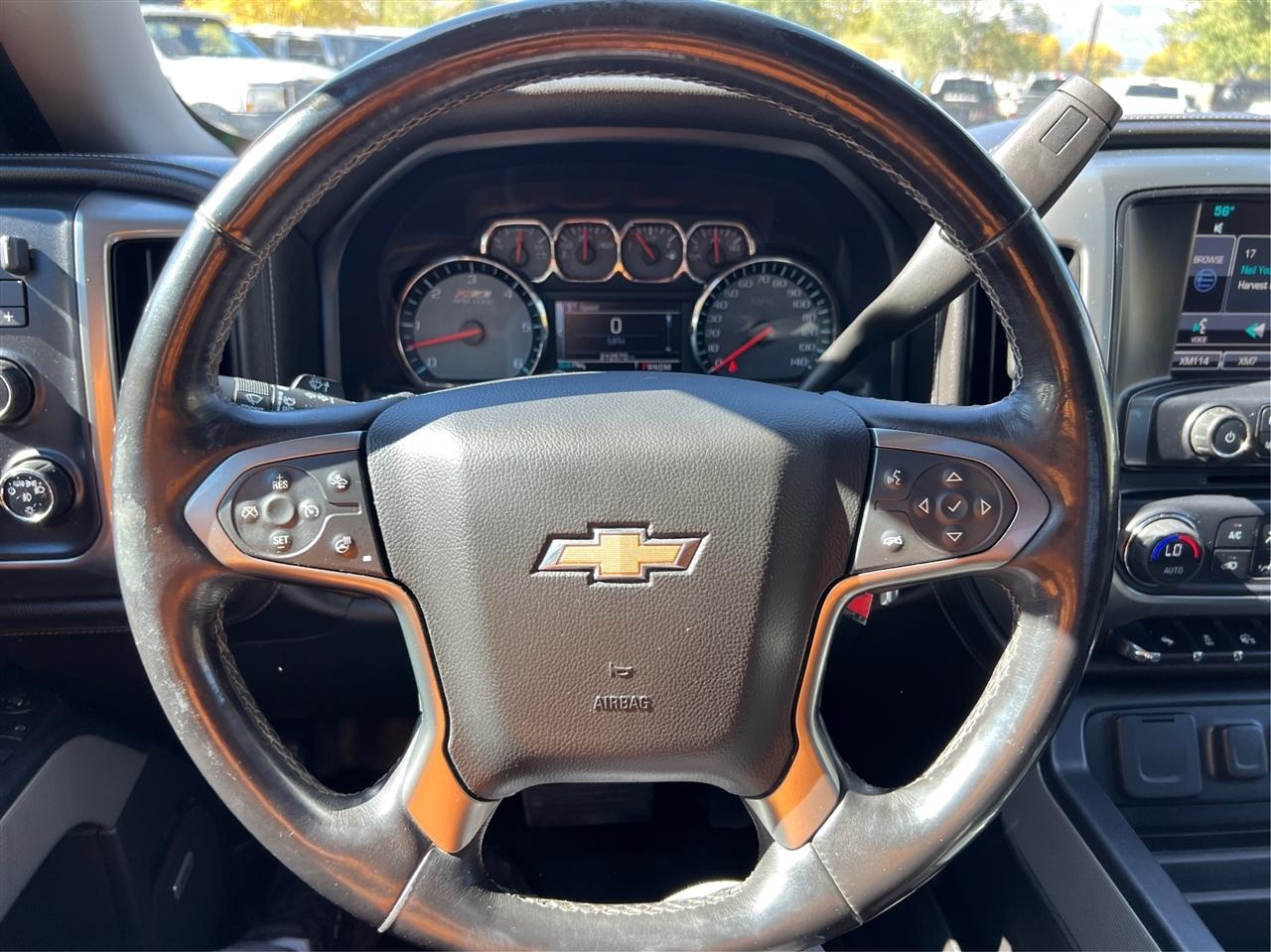 Chevrolet Silverado photo 19
