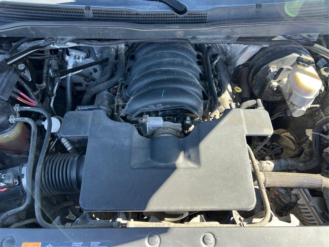 Chevrolet Silverado photo 24