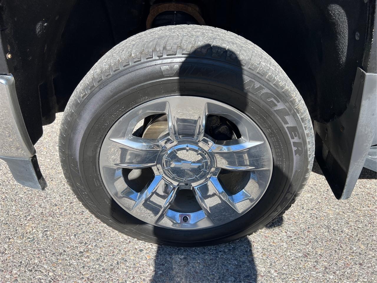 Chevrolet Silverado photo 25