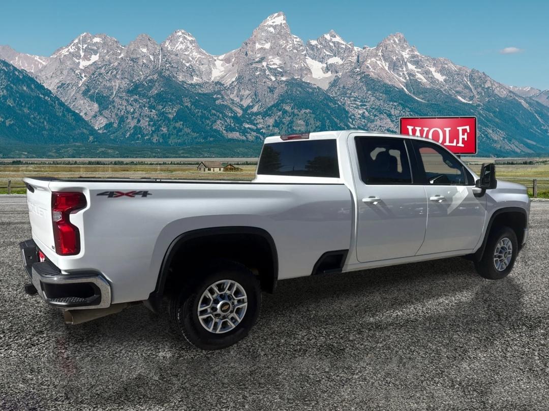 Chevrolet Silverado HD photo 5