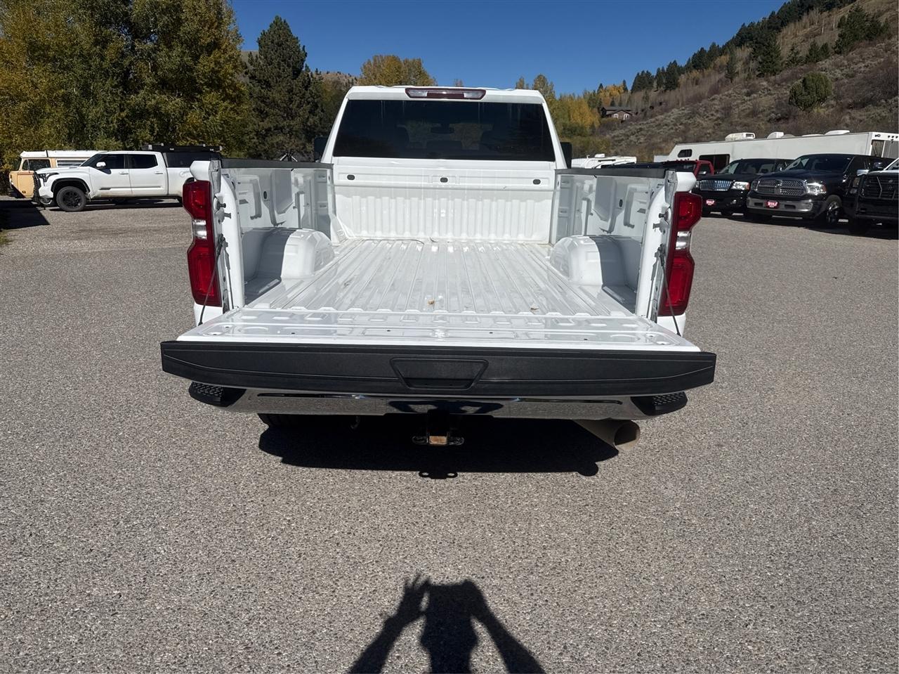 Chevrolet Silverado HD photo 13