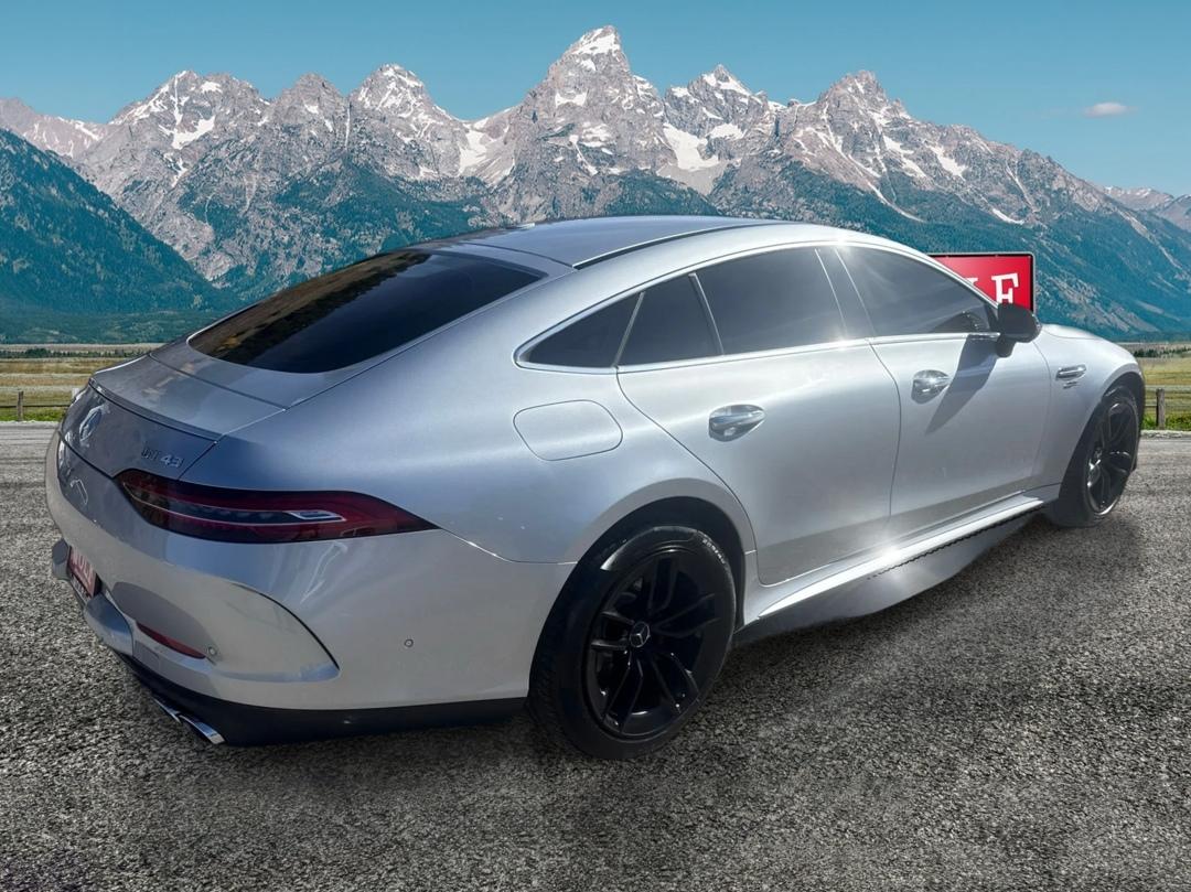 Mercedes-Benz AMG GT  2022
