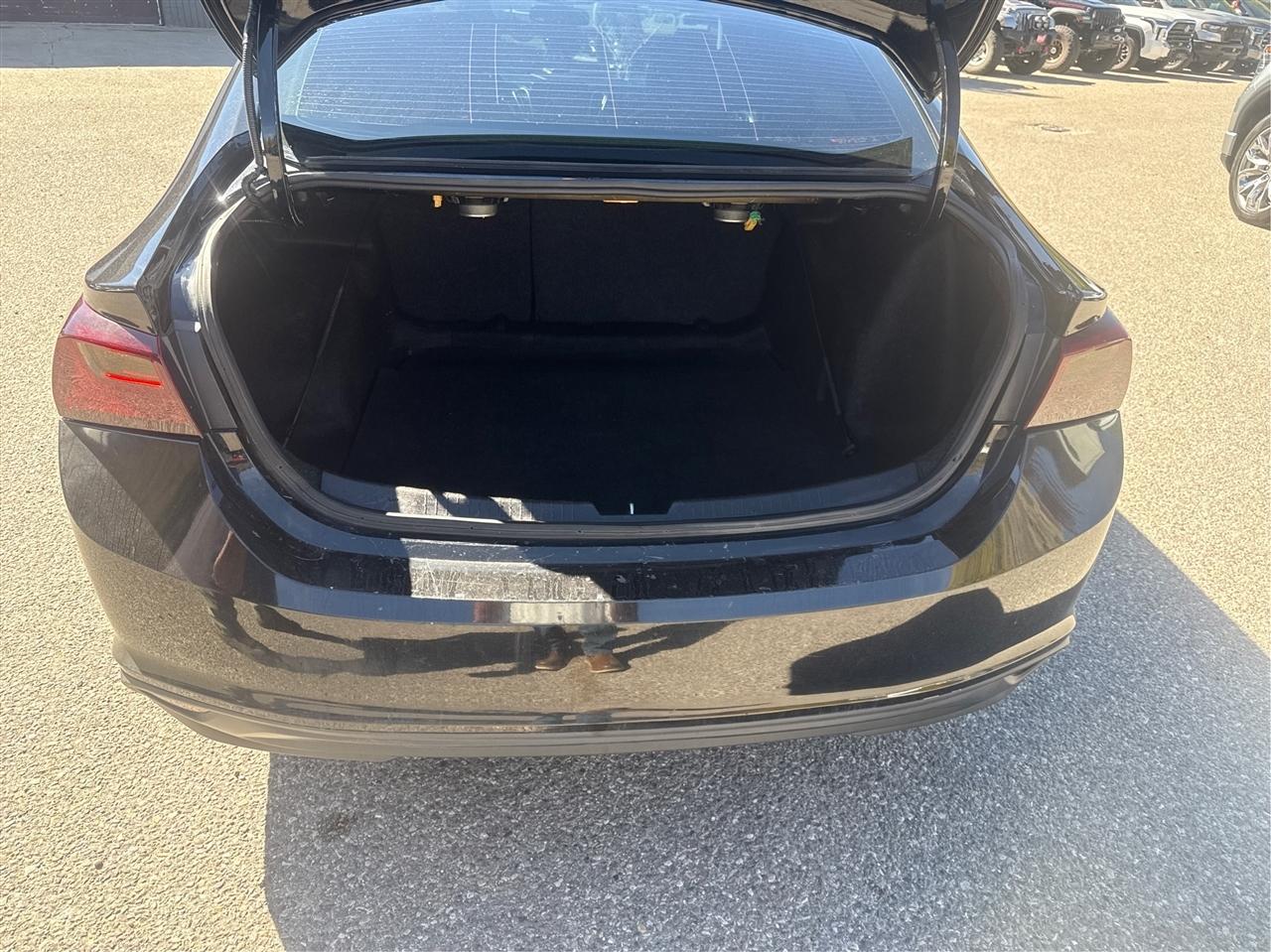 Chevrolet Malibu photo 13