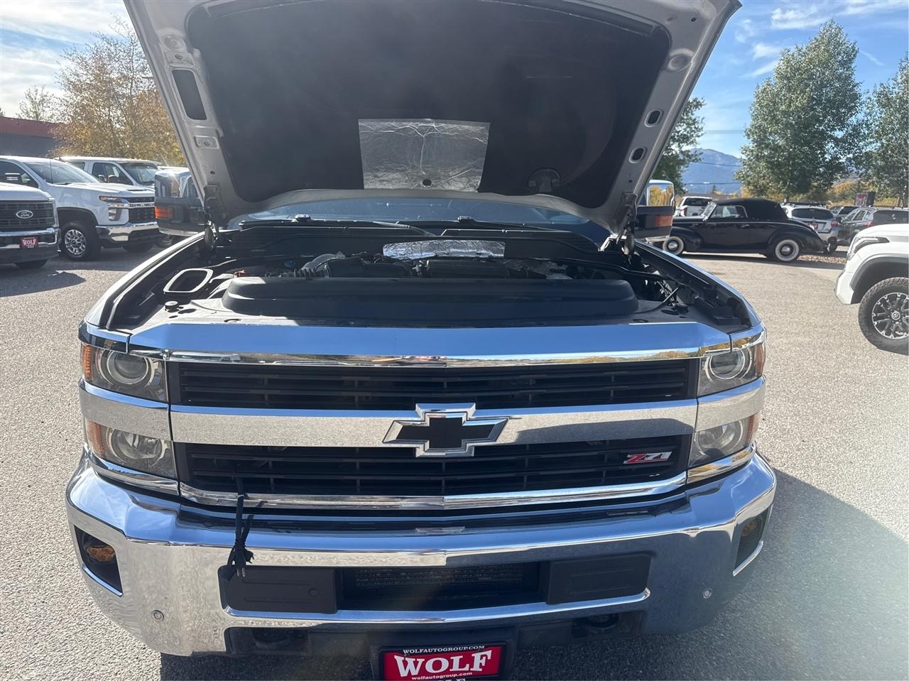 Chevrolet Silverado photo 11
