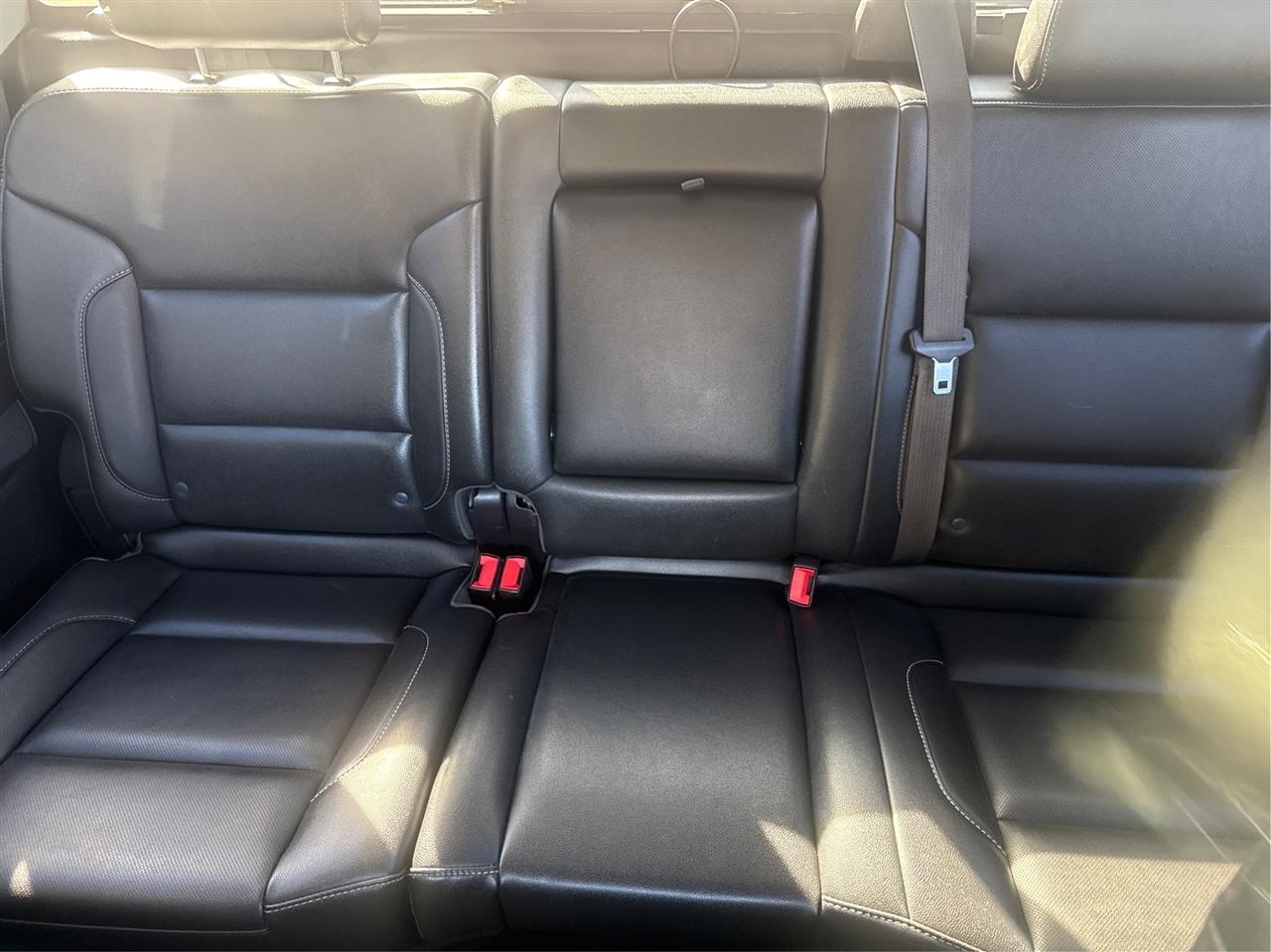 Chevrolet Silverado photo 15