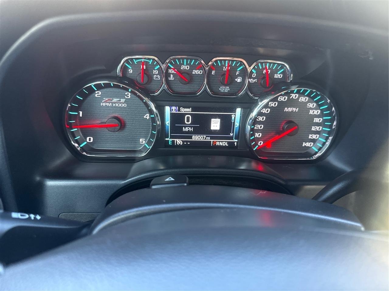 Chevrolet Silverado photo 18