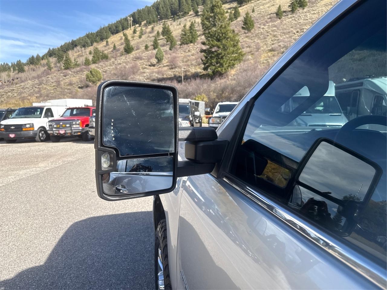 Chevrolet Silverado photo 26