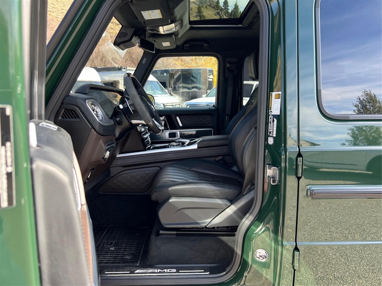 Mercedes-Benz G-Class photo 9