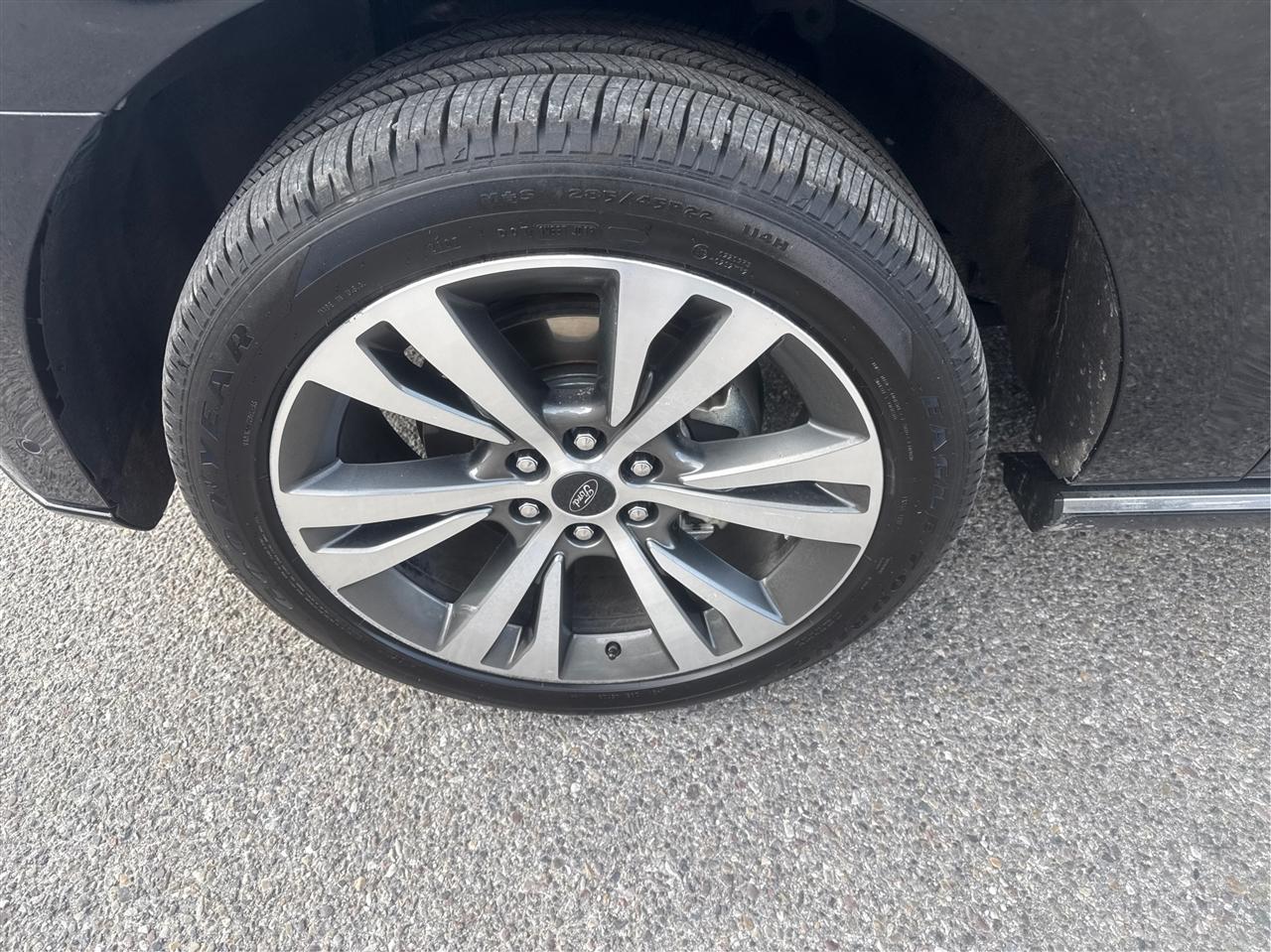 Ford Expedition photo 23