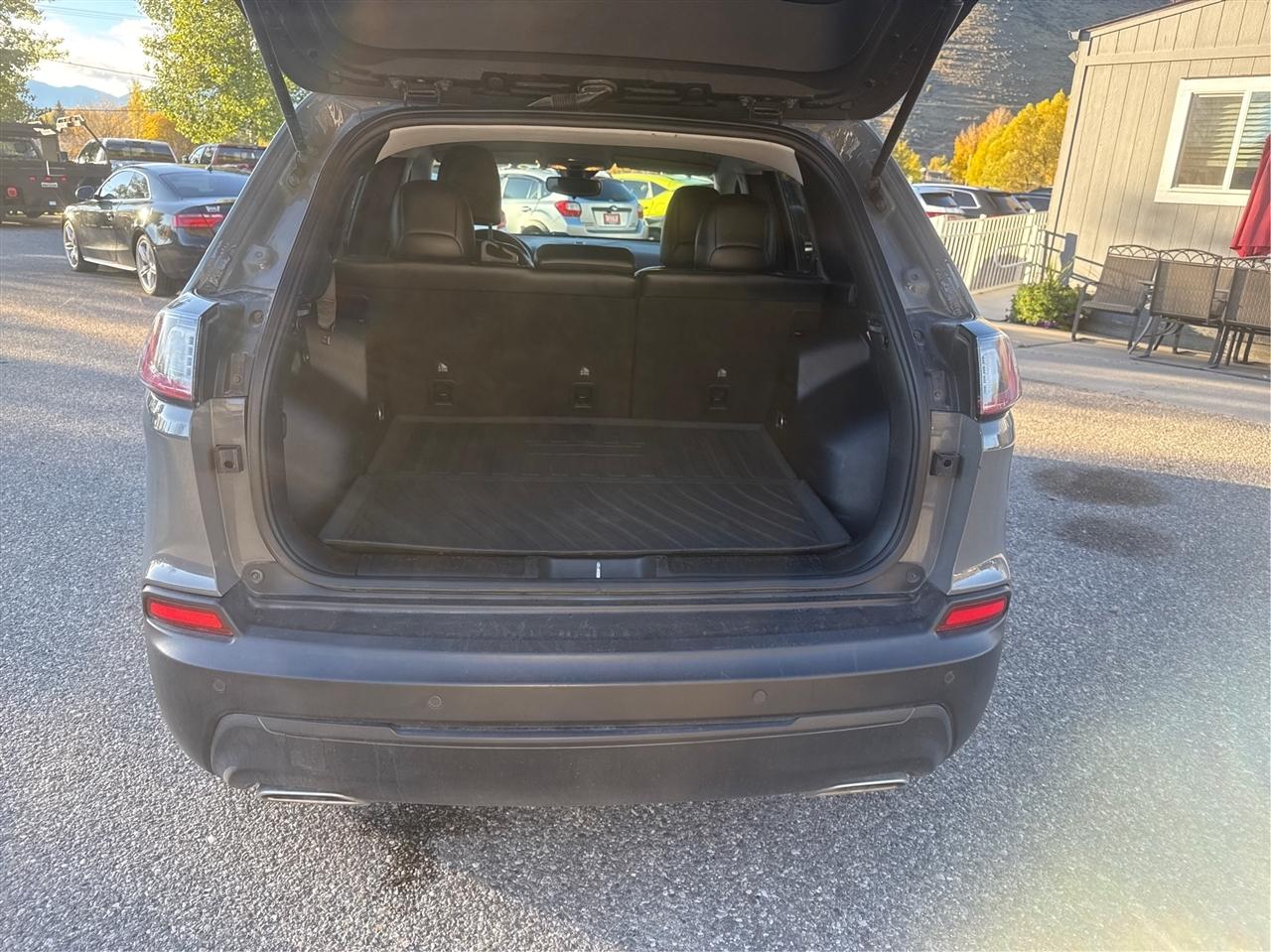 Jeep Cherokee  2020