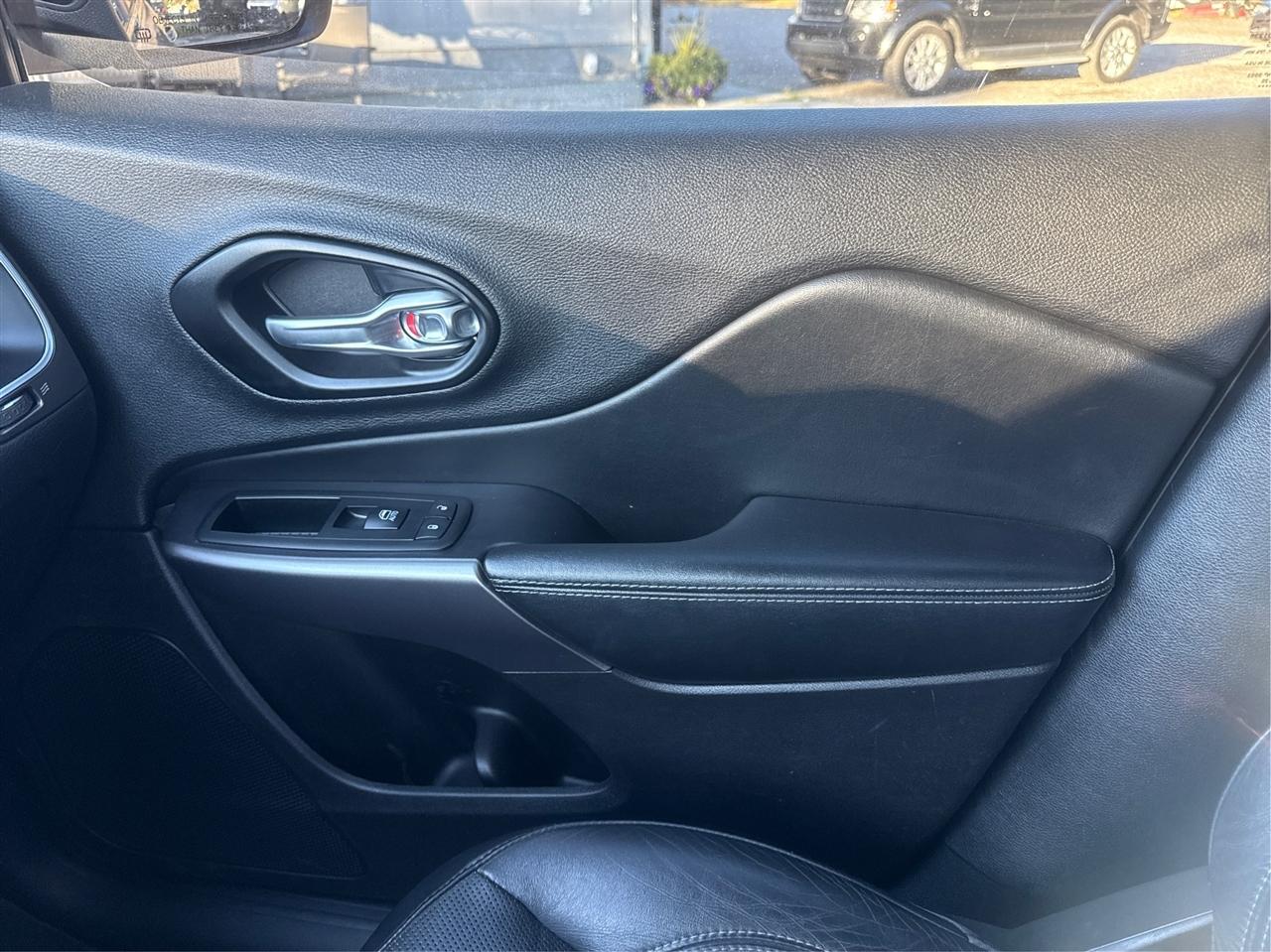 Jeep Cherokee  2020