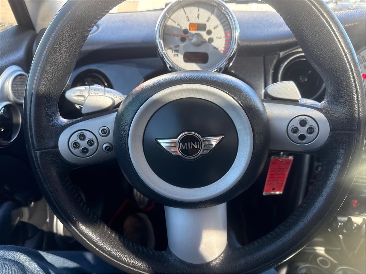MINI Cooper Hardtop  2006